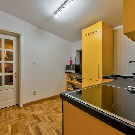Le Park Apartment *